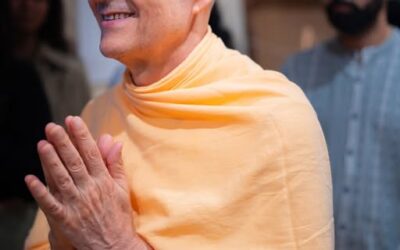 విదేశీయుడు  రిచర్డ్ స్లావిన్ ..  ఇపుడు రాధానాథ్ స్వామి..