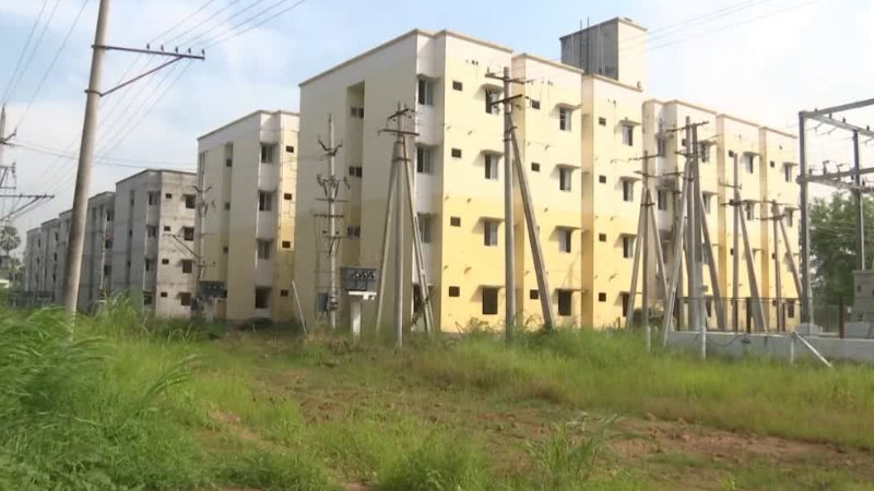 టిడ్ కో ఇళ్ళు పేదలకు ఇచ్చేది ఎప్పుడు