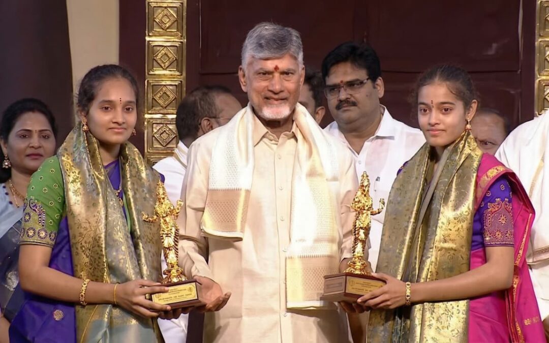 దేవిన సిస్టర్స్ కి ఉగాది పురష్కారం . . సీఎం చేతులమీదుగా . .